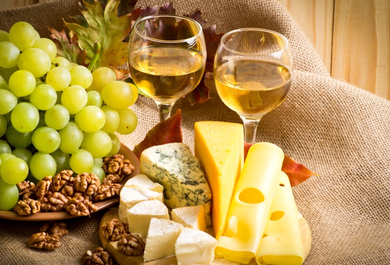 glass, grape, still life, wellbeing, wineglass, grapes, dairy product, healthy eating, sheet, 8K, indoors, cheese, drinking glass, choice, freshness, household equipment