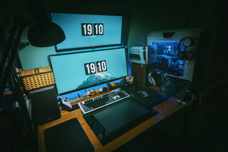 computer monitor, indoors, control, technology, rig, 5K, lighting equipment, electronics, production, computer, equipment, music, keyboard, desk, machinery