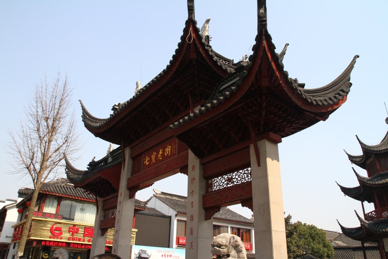 architecture, outdoors, the octagon, chinese ancient architecture, spirituality, roof, day, building exterior, no people, 5K, place of worship, sky, belief