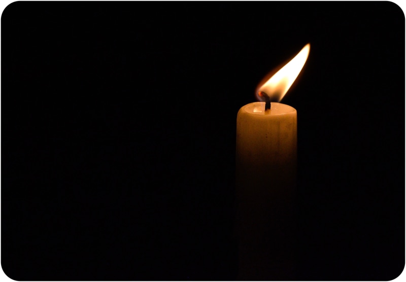 burning, burn, romantic, religion, black background, close-up, glow, black, darkroom, glowing, funeral, illuminated, coherence, religious, fire, studio shot