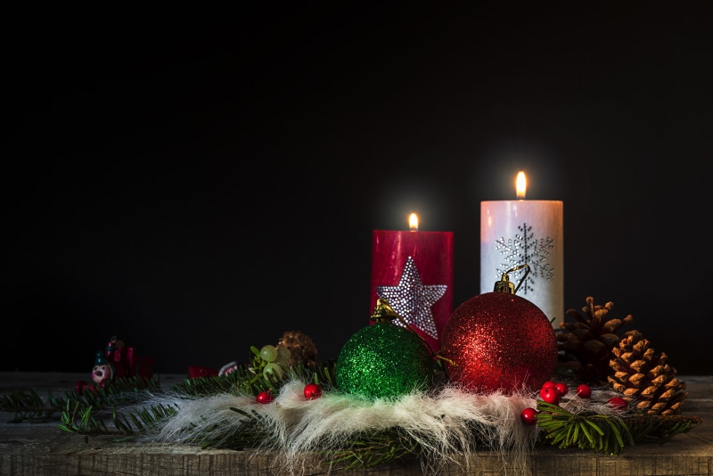 black background, winter, copy space, christmas candle, red, nature, multicolored, holiday, light, indoors, fire, christmas Decoration, cultures, decoration