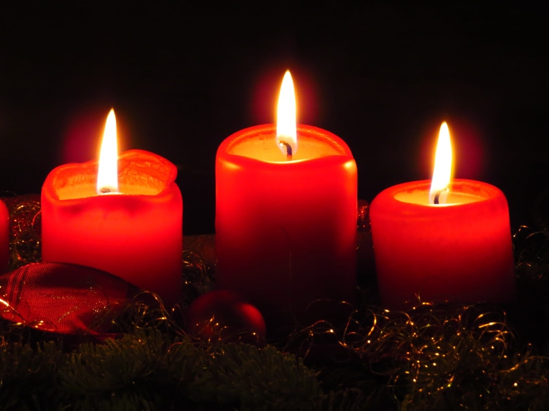 burn, indoors, group of objects, black background, religion, candlelight, celebration, candle, christmas, illuminated, lighted, 4K, romantic, light, spirituality