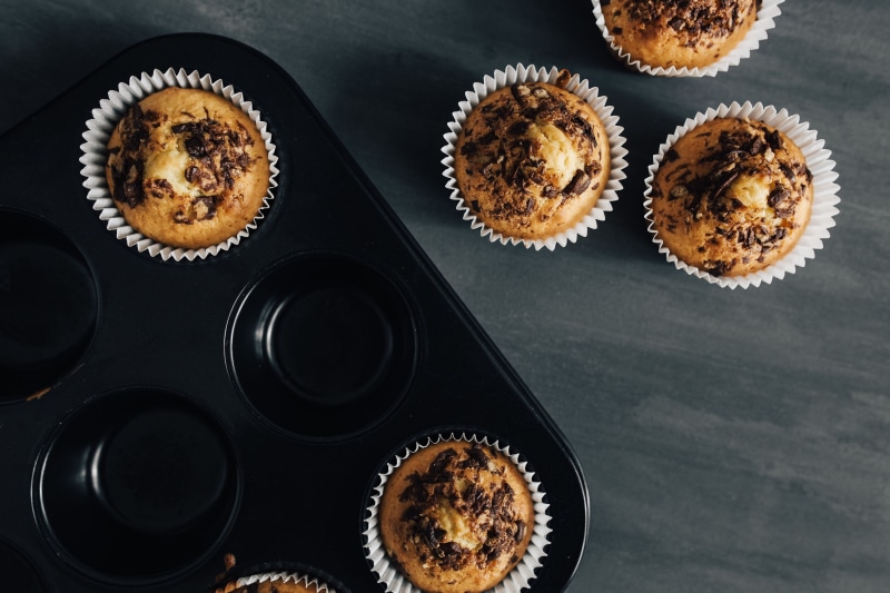 indulgence, cake, dessert, baking, ready-to-eat, muffins, indoors, still life, Homemade, chocolate chip, breakfast, studio shot, 4K, chocolate, baked