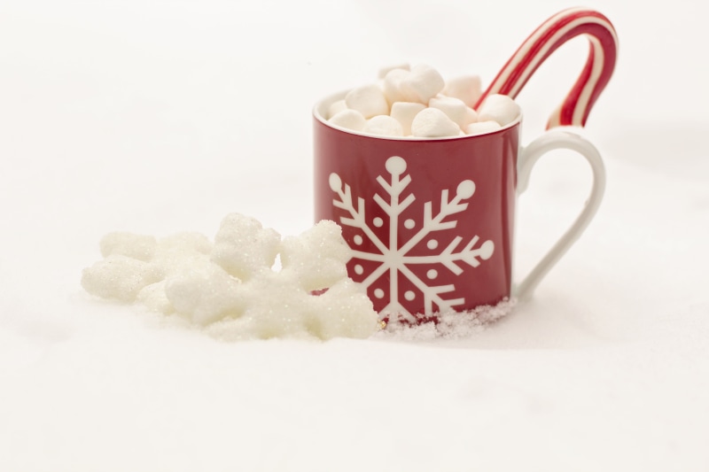no people, white, tasty, mug, beverage, heat - temperature, marshmallow, hot drink, cane, snowflake, coffee, food, christmas, holiday, candy, candy cane