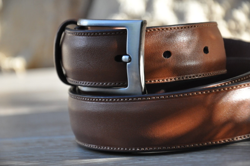 belt, black color, single object, technology, shallow, male, brown, professional, shopping, bag, selective focus, clothes, focus on foreground, men, suit