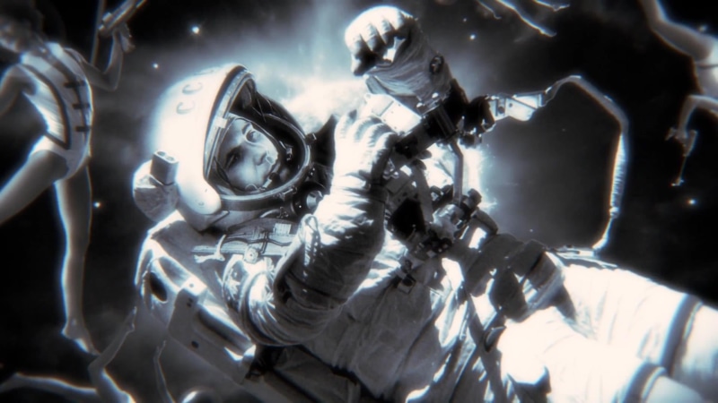 close-up, obscured face, aggression, high angle view, motorcycle, space, technology, 1080P, indoors, astronaut, machine part, cooperation, mode of transportation