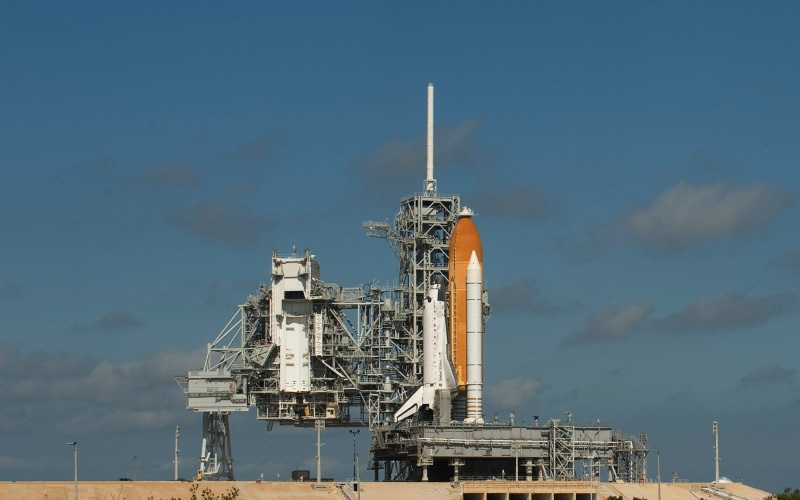 industry, oil refinery, building exterior, nature, transportation, Nasa, outdoors, 2K, technology, Rocket, tower, Astronautics, blue, fuel and Power Generation