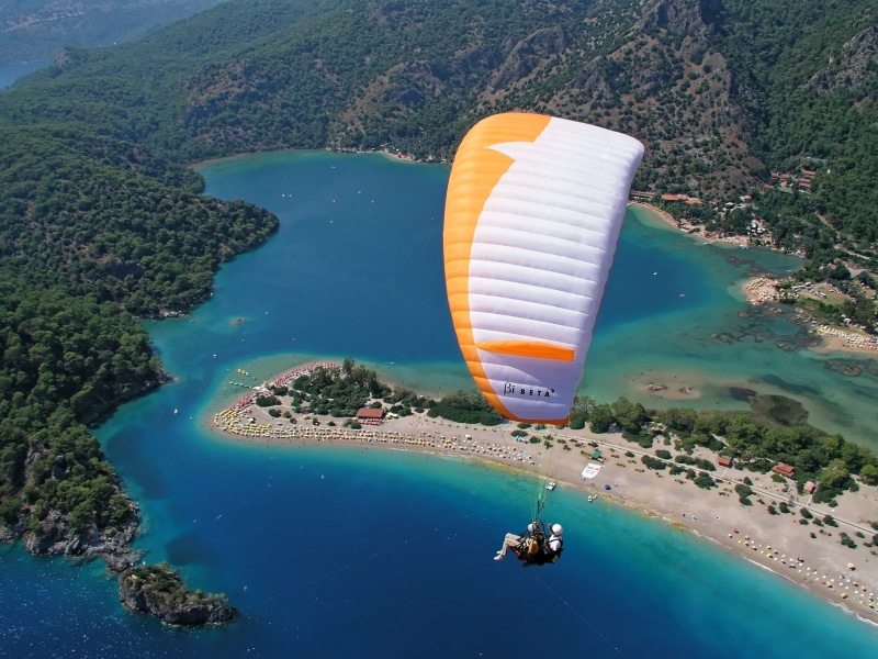 no people, near, body, sunny, transportation, water, landscape, nature, extreme sports, view, parachuting, blue, extreme, aerial view, flying, paragliding
