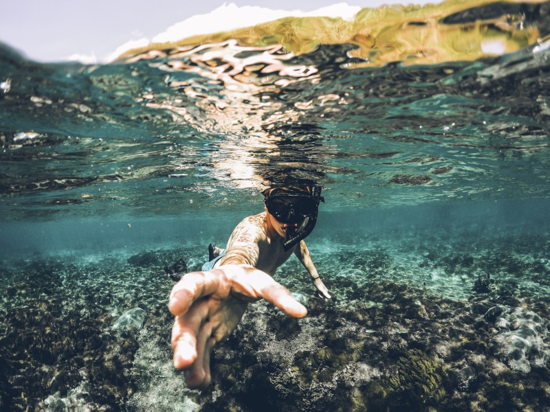 outdoors, surface, reef, lending, enjoyment, bali, photography, recreational Pursuit, man, exercising, 2K, people, adult, snorkeling, snorkler, reaching