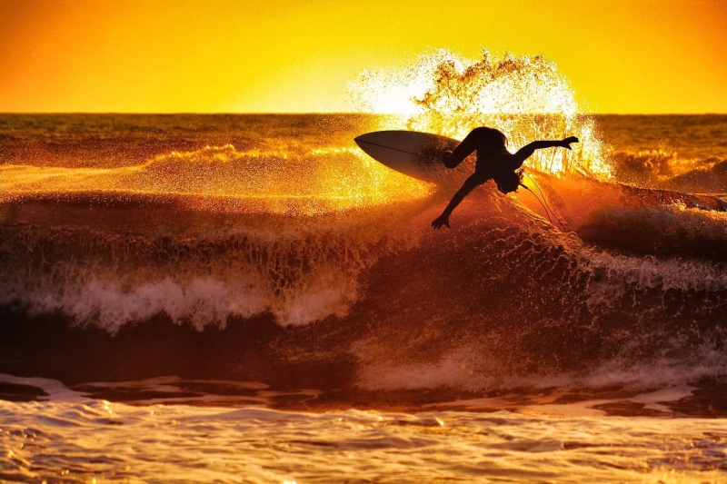aquatic sport, sky, sunset, sea, 1080P, one person, extreme sports, sport, wave, skill, horizon over water, surfing, outdoors, water, surfboard, leisure activity