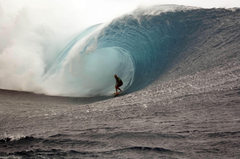 leisure activity, surfboard, sea, yellow, sport, aquatic sport, power in nature, adventure, sport , nature, surfing, extreme sports, waves, warning sign