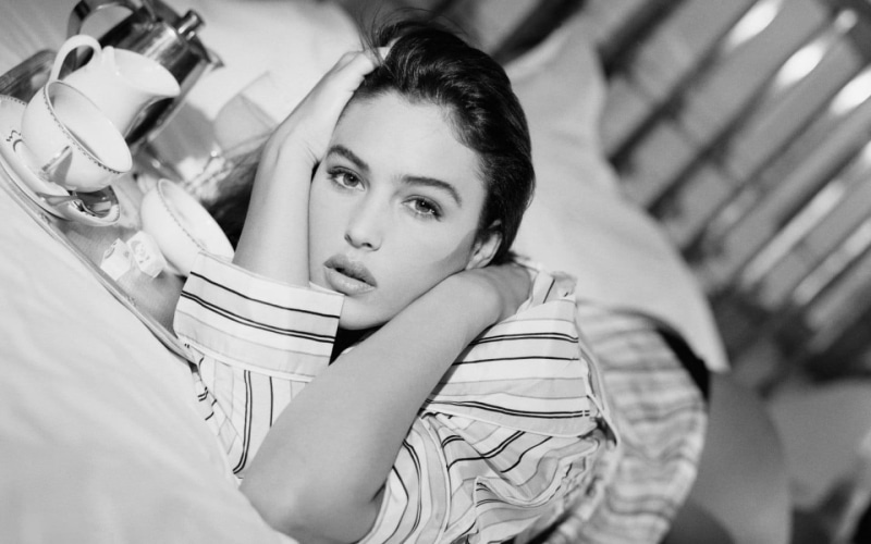 monica, beauty, young adult, 720P, looking at camera, headshot, high angle view, indoors, contemplation, Monica Bellucci, casual clothing, portrait, actress