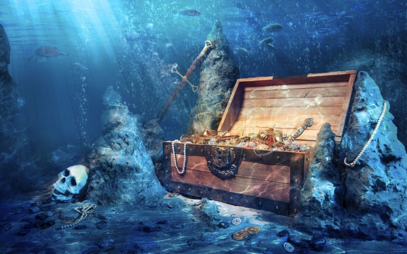 underwater, coffey, digital art, sea, 2K, susan, people, hd, jewelry, x, 2560x1600 px, skull, px, digital, art, boxes, pirates