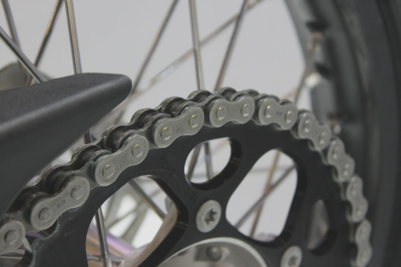 spoke, bicycle, cycle, focus on foreground, transportation, chain, machine, link, macro, mode of transportation, bicycle Gear, vehicle part, machinery