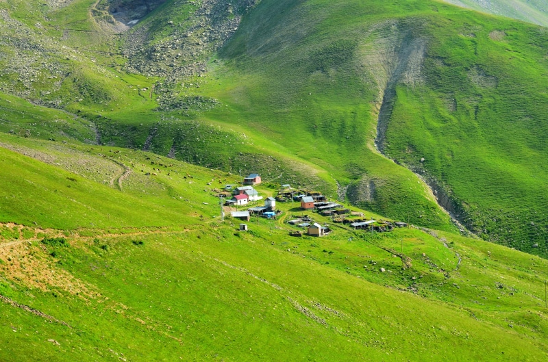 blue, tranquil scene, black sea, highland, chains, environmental, green color, natur, mountains, landscapes nature, rolling landscape, agriculture, day