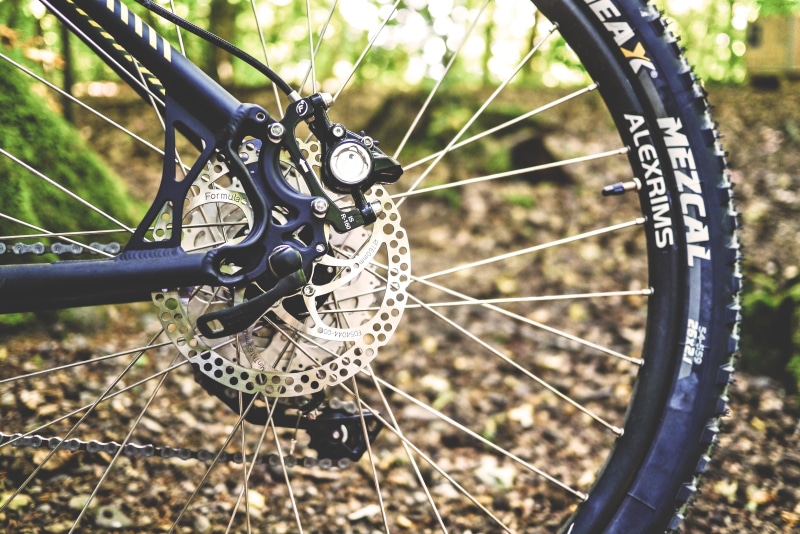 cycle, blur, bike, off-road, forest, cycling, 4K, chain, hobby, bicycle, brake, disc, gear, grass, mountain, road, dirt, equipment, leisure