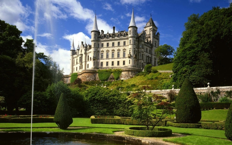 tourism, travel destinations, nature, built structure, plant, architecture, grass, castle, history, travel, Scotland, building exterior, formal garden
