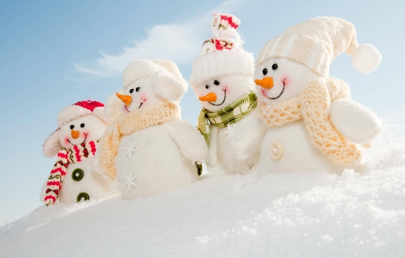 craft, scarf, nature, celebration, four, no people, holiday, human representation, representation, cold temperature, snowmans, white color, winter, toy
