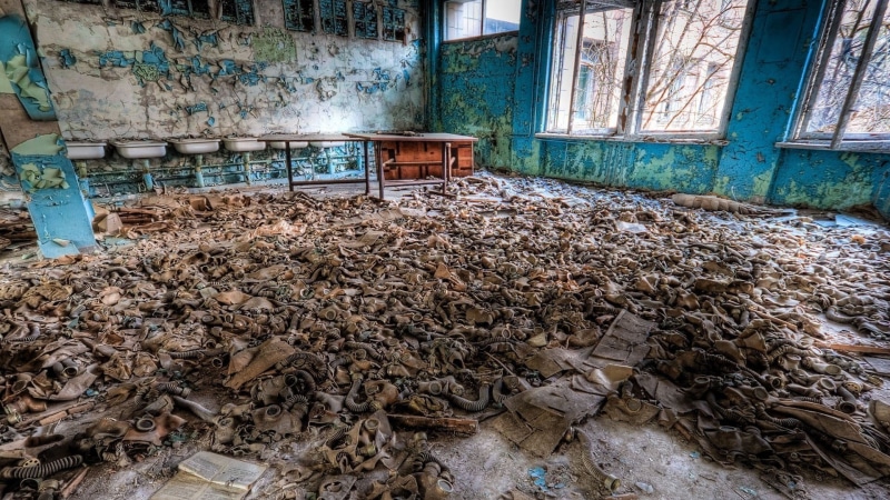 architecture, deterioration, Ukraine, demolished, obsolete, steel, abundance, table, 1080P, Pripyat, messy, abandoned, room, weathered, dirty, large group of objects