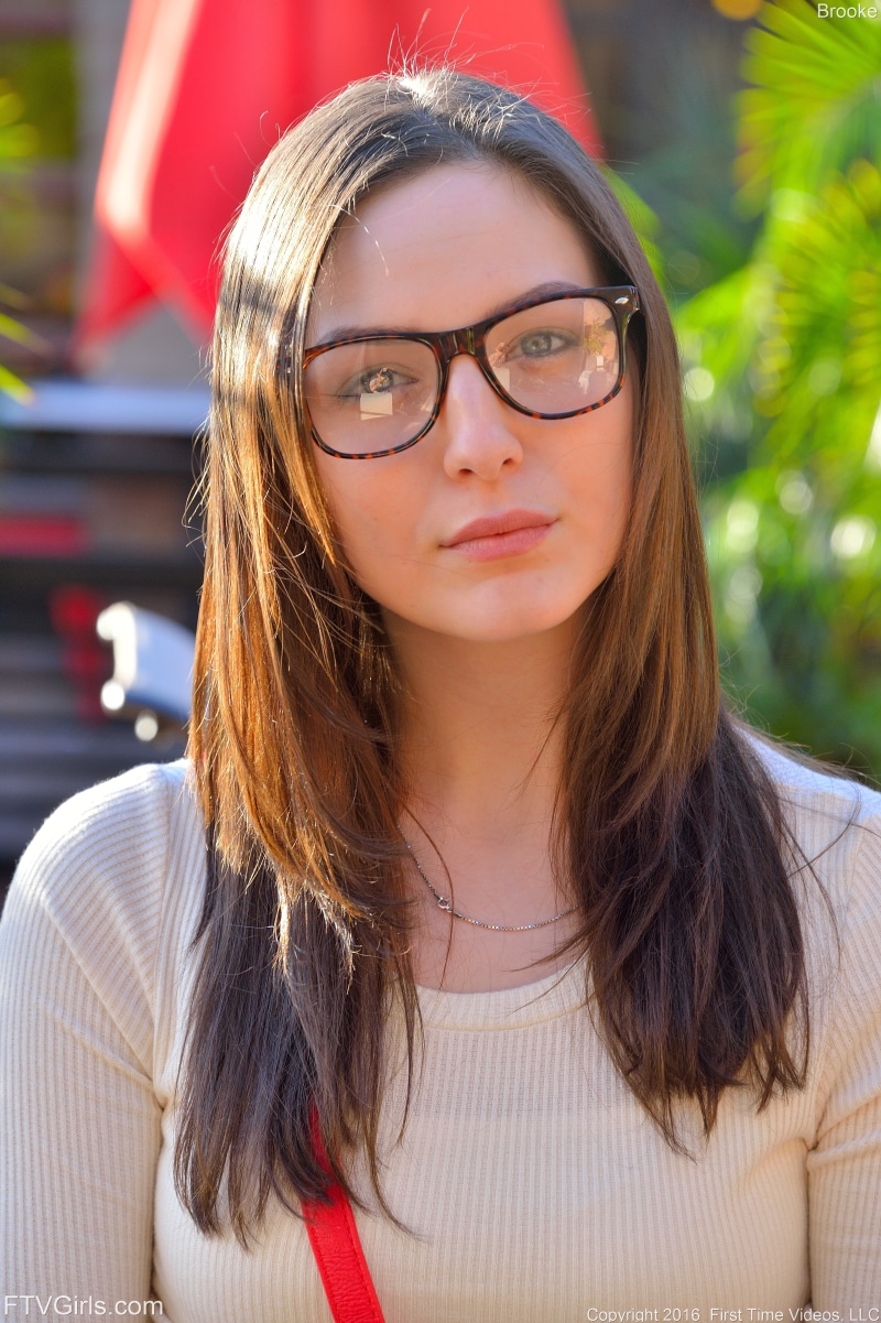 blue eyes, women, model, face, bokeh, 4K, FTV Girls Magazine, Brooke, women with glasses