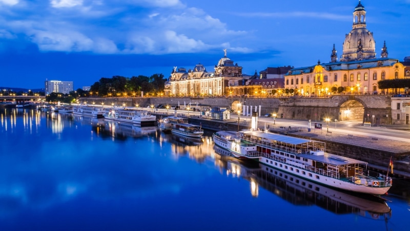 lights, cathedral, river, city, house, 1080P, ship, architecture, evening, Dresden, boat, cityscape, tunnel, Germany, canaletto, old building, bridge