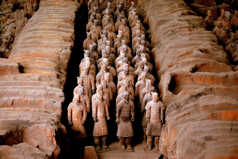 emperor, symbols, built structure, people, craft, human representation, dig, history, art and craft, dynasty, soldier, creativity, sculpture, architecture