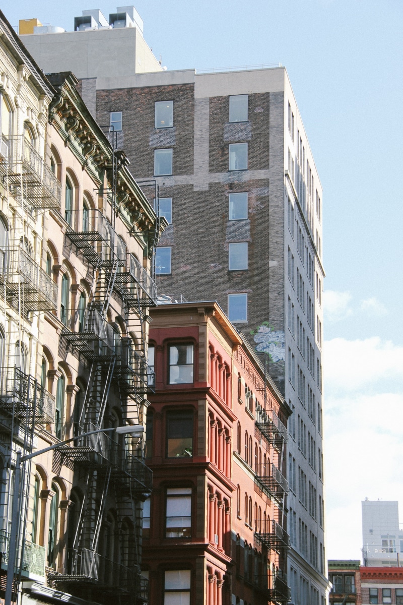outdoors, united states, staircase, fire escape, architecture, manhattan, buildings, beauty, toon, building, city, location, cloud - sky, people, exterior
