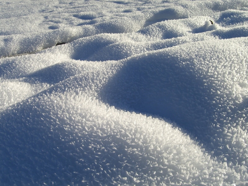 no People, textile, sunlight, weather, blue, textured, backgrounds, snowdrifts, cold - Temperature, snowflake, season, 720P, abstract, full frame, freshness