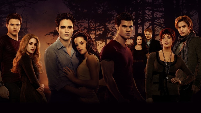 fashion, leisure activity, dark, Kristen Stewart, Bella Swan, people, young women, tree, watching, Movie, Edward Cullen, portrait, women, Jacob Black, adult