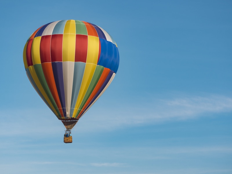 focus, sky, ballooning festival, mid-air, blue, multi Colored, sport, day, no people, 4K, travel, moving up, basket, adventure, photography, red, hot
