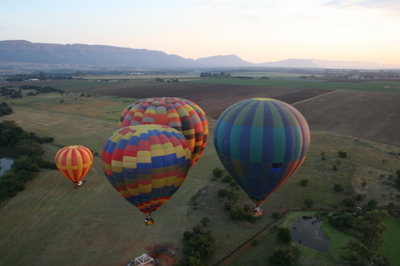 air Vehicle, mid-air, nature, sport, environment, balloon, mode of transportation, landscape, mountain, aviation, recreation, scenic, ballooning, inflate