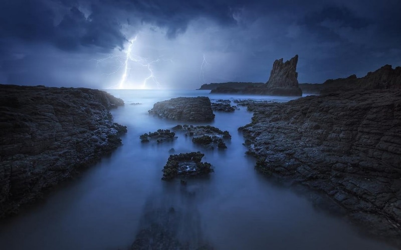 rock - object, beauty in nature, cloud - sky, rock, 480P, sky, long exposure, outdoors, river, coast, blue, sea, land, water, power, landscape, storm