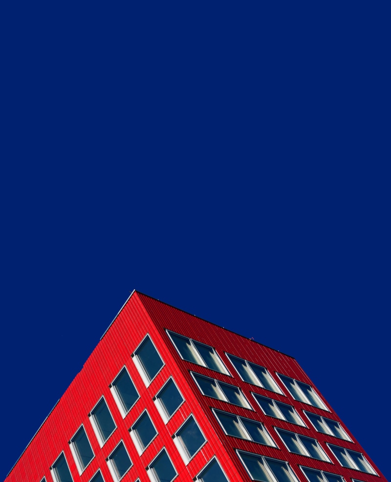 window, corner, pattern, high, built structure, high section, low angle view, copy space, sunlight, house, rise, eyeview, nature, sky, building, s, outdoors