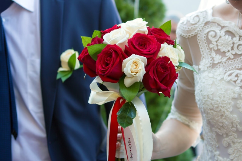 flower, romantic, couple - relationship, life events, flowering plant, ceremony, 4K, bridegroom, love, wedding dress, adult, rose, wedding, wedding ceremony