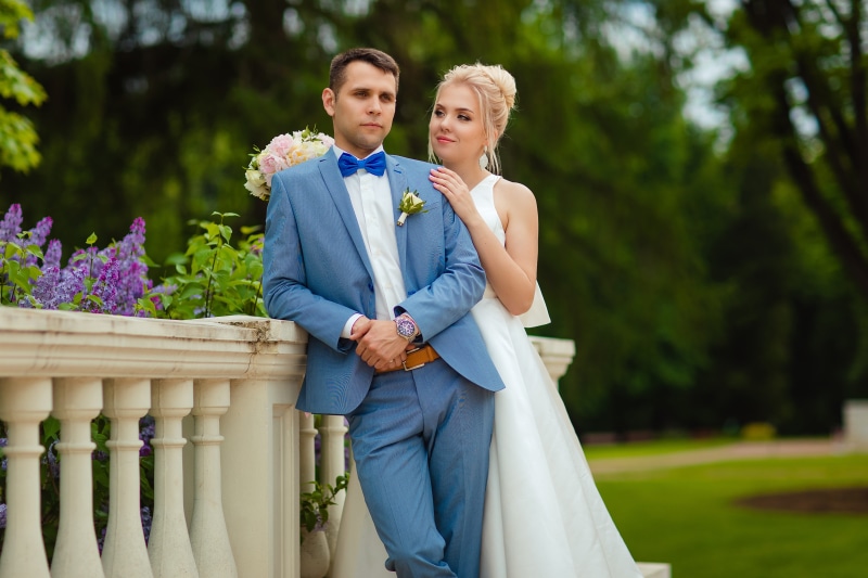 plant, men, bouquet, wedding dress, flower arrangement, togetherness, two people, young women, bride, flower, emotion, adult, young couple, positive emotion