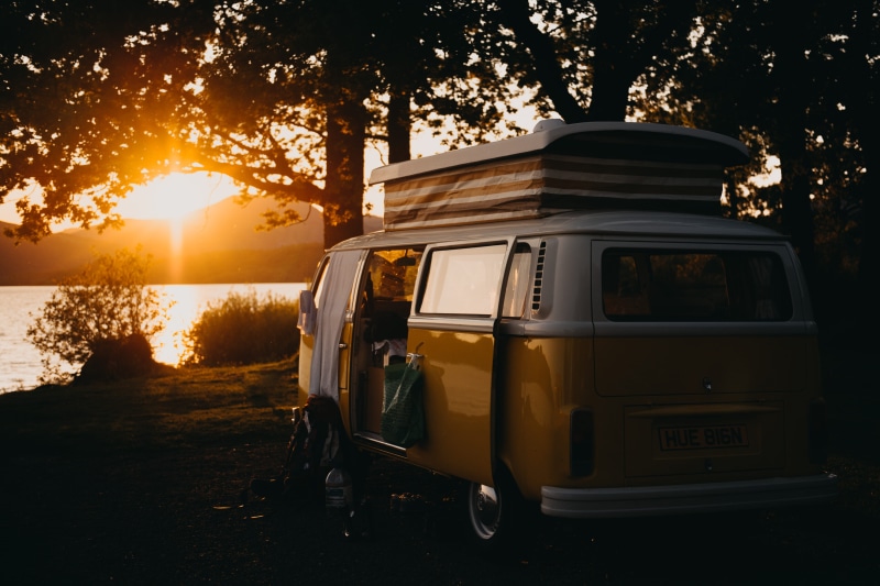 lens flare, sunbeam, campervan, body, sun, nature, land vehicle, sunrise, brown, car, camper, sunlight, sunset, no people, motor vehicle, transportation