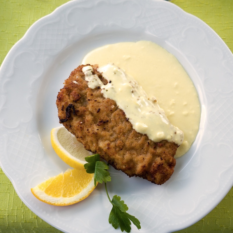 restaurants, serving size, food, meat, food and drink, wellbeing, indoors, temptation, ready-to-eat, lemon, cordon bleu, cook, lunch, no people, nutrition