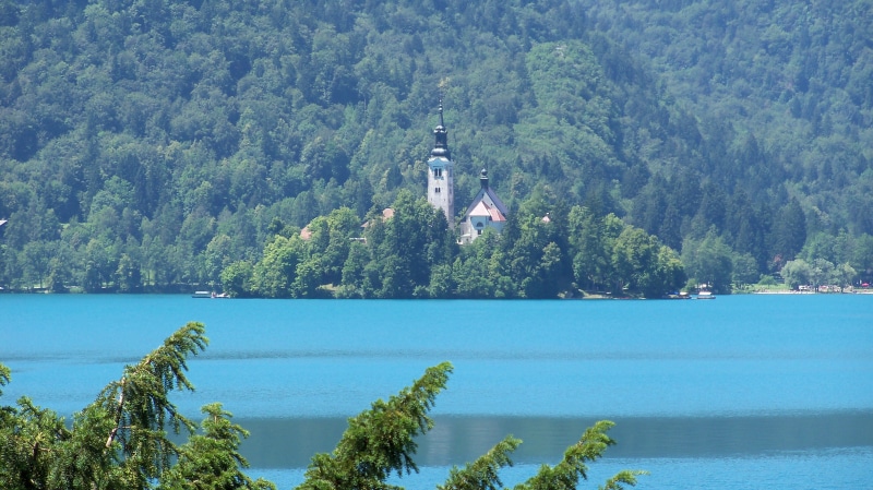 magic, day, 2K, building, slovenia, growth, lake, building exterior, scenics - nature, beauty in nature, green color, gita, land, mountain, tranquility