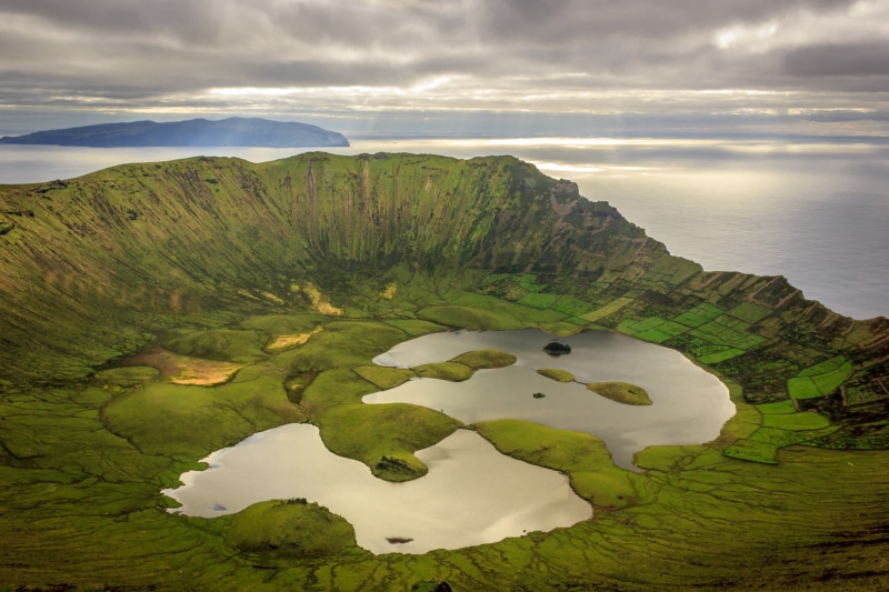 clouds, 1080P, trees, island, Sea, volcano, sky, corvo, canon, Portugal, mountains