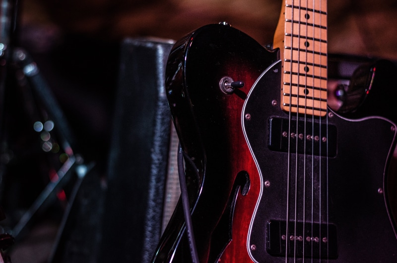 bass guitar, arts culture and entertainment, blues Music, musical equipment, electric Guitar, string, sound, musician, pickup, macro, stage, bass instrument