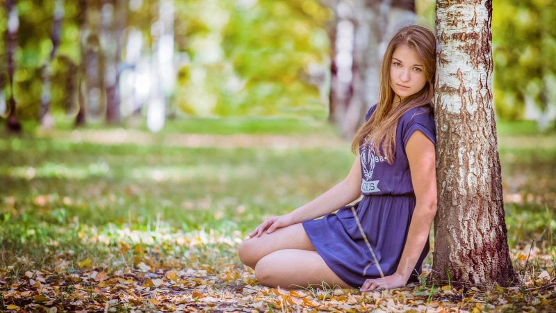 teenager, young adult, long hair, adult, pc  girl 1920x1080, tree, women, relaxation, hair, clothing, contemplation, hairstyle, nature, sitting, looking at camera