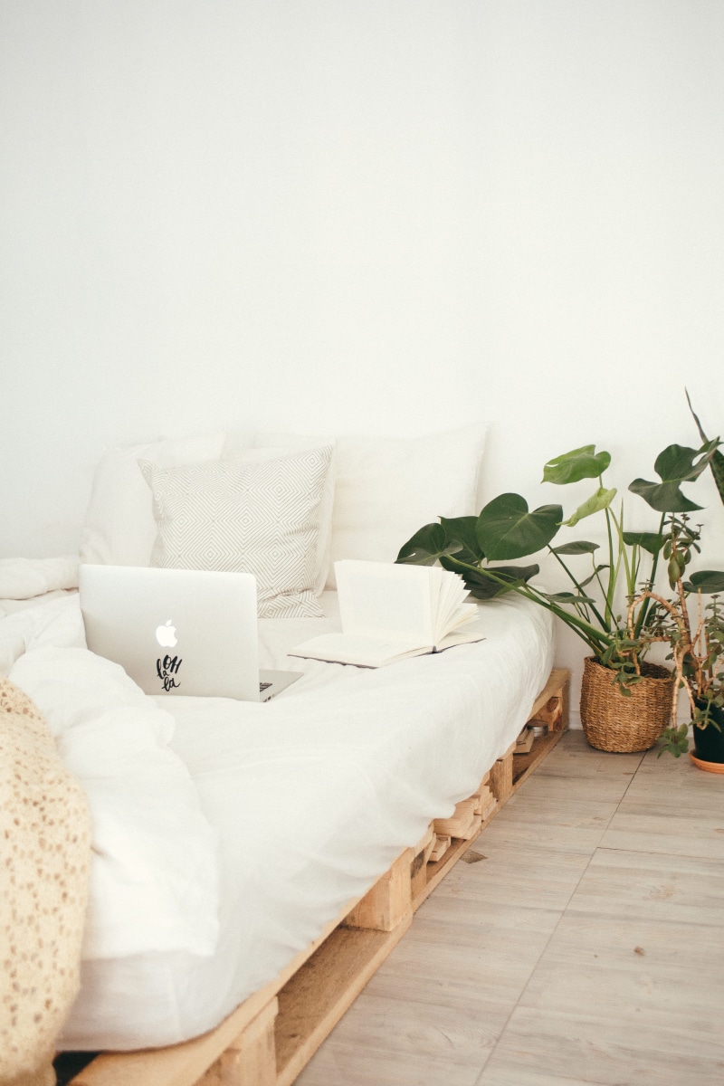 bedroom, silver, interior design, domestic room, luxury, living room, wealth, comfortable, modern, no people, interior, bright, furniture, plant, decoration
