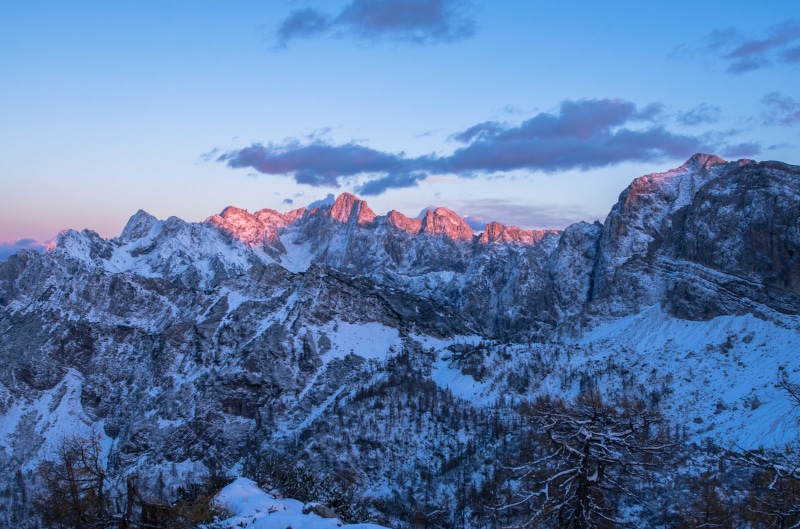 weather, season, winter, landform, ridge, snowy, non-urban scene, sunset, mountainous landforms, landscape, plateau, snow, tranquility, formation, summit