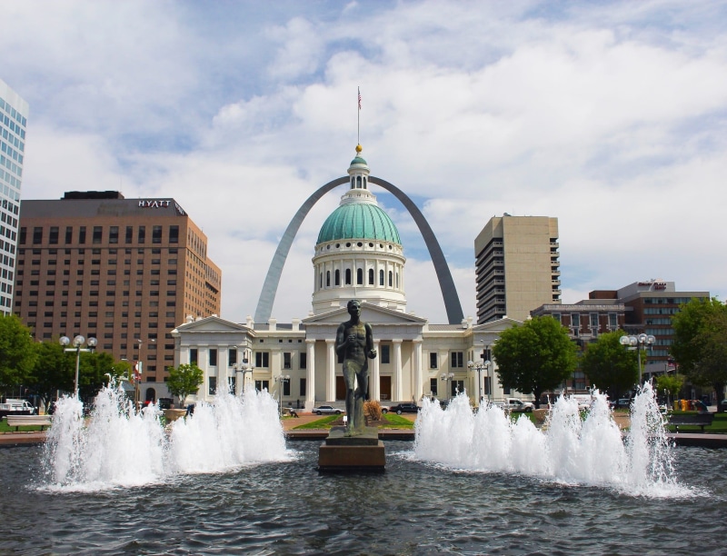 daytime, flowing water, jefferson, gateway arch, motion, monument, 1080P, westward expansion, built structure, downtown, photography, turquoise colored