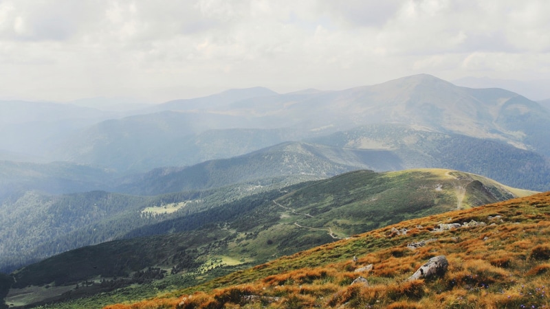 day, no people, environment, 1080P, idyllic, cloud - sky, mountain, rolling, mountains, outdoors, mountain range, sky, mountain peak, plant, majestic