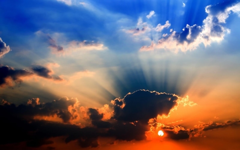 brightly lit, majestic, sunset, no people, 720P, awe, sunlight, tranquility, cloudscape, nature, beauty in nature, sunbeam, tranquil scene, dramatic sky