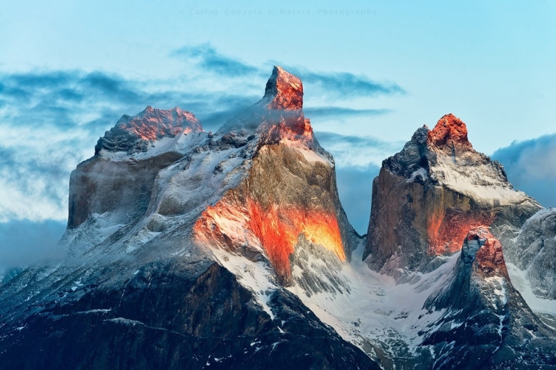 sunlight, mountains, Chile, summit, 720P, nature, landscape, Torres del Paine, snowy peak, national park