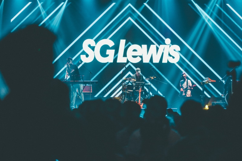 music festival, purple, #sglewis, excitement, performance, festival, crowd, 5K, logo, musical instrument, musician, lewis, club, men, concert, stage - performance space
