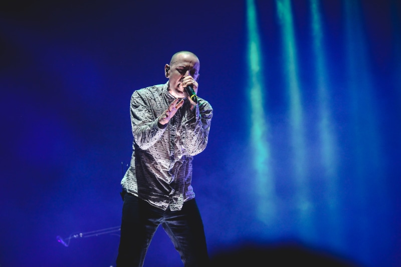 public show, front view, blue, bennington, nightlife, entertainment, standing, three quarter length, artist, stage, linkin, skill, night, musician, input device