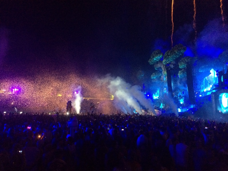 popular music concert, crowd, group of people, light - natural phenomenon, stage, illuminated, stage - performance space, europe, large group of people